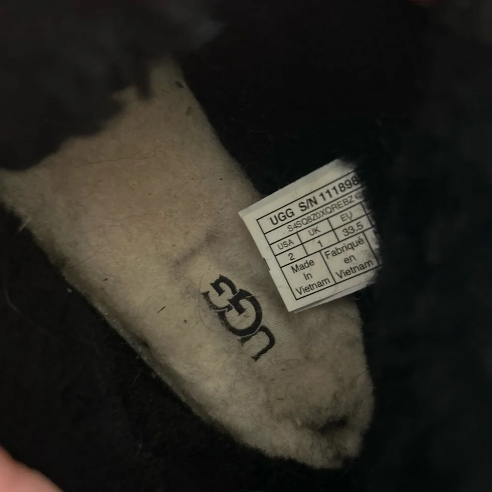 UGG Alena Wool Lined Black Suede Moccasin Slippers‎ Girls Youth Size 2 EUR 33.5
